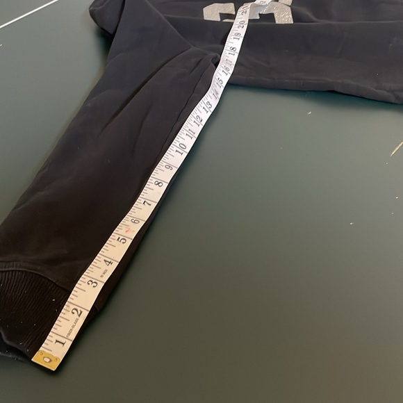 Gap logo crew sweatshirt black with silver glitter logo, size large, guc - Picture 10 of 12